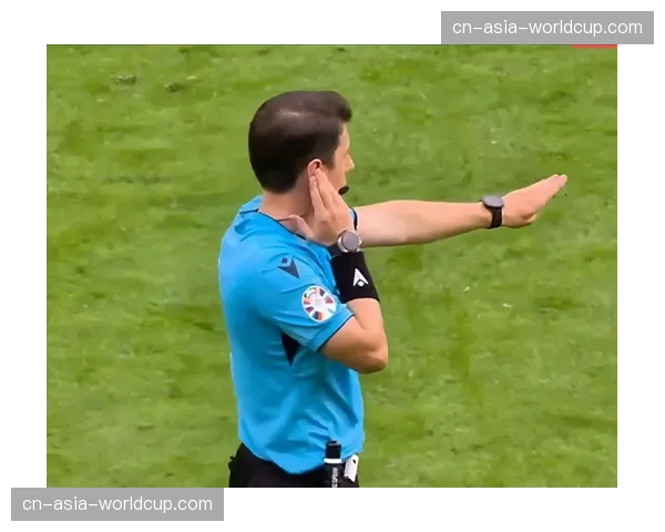 VAR技术应用再引争议：英超裁判判罚标准是否需要统一规范？